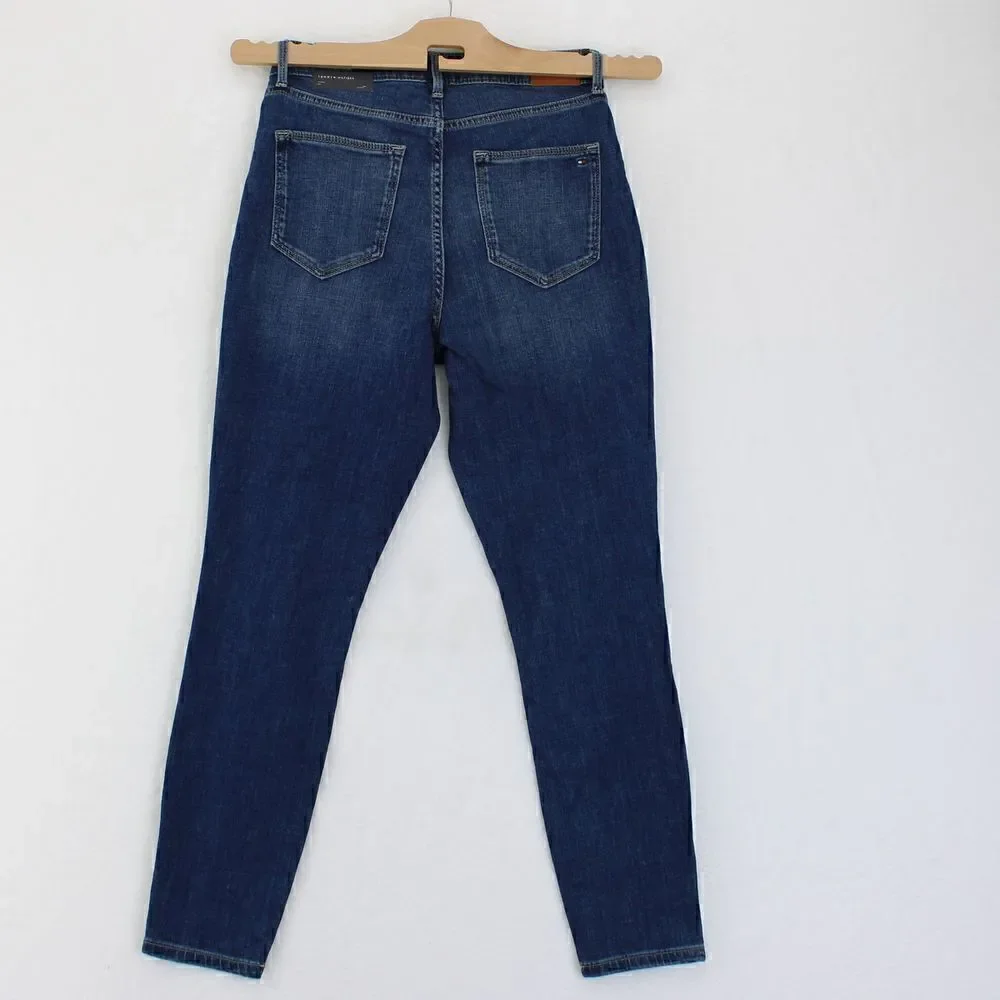 Tommy Hilfiger TH Flex Curvy Fit Distressed S Prestige Wash 6